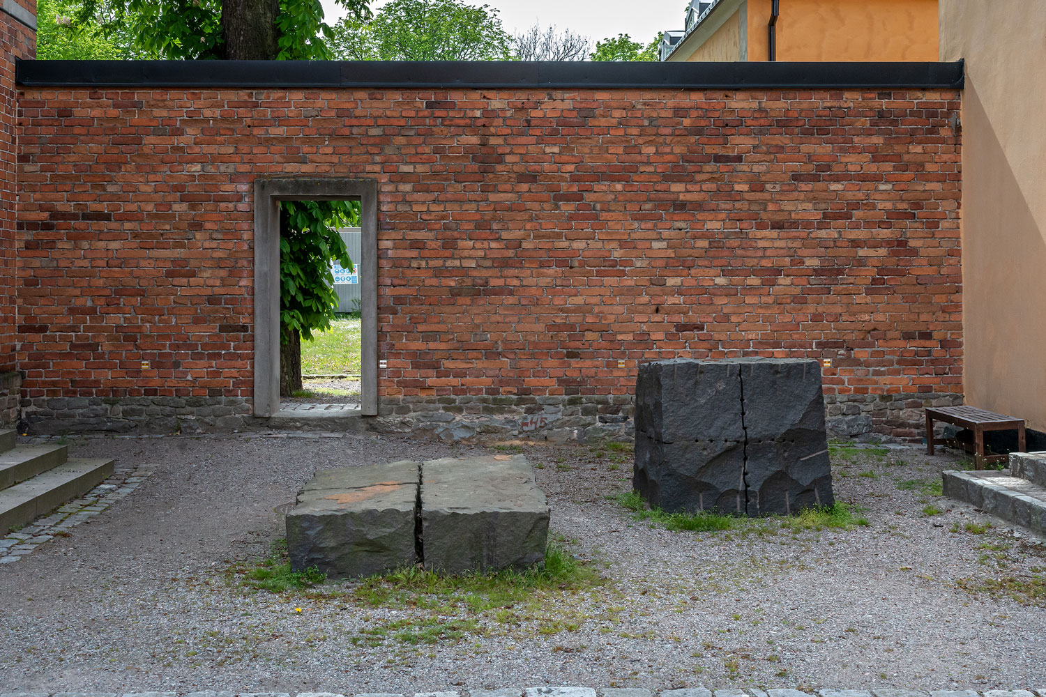 Svart svensk granit