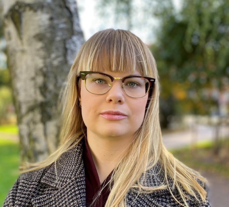 Photo of woman with glasses