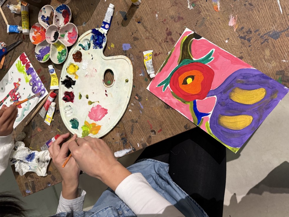 haNDS, PAINT, painting