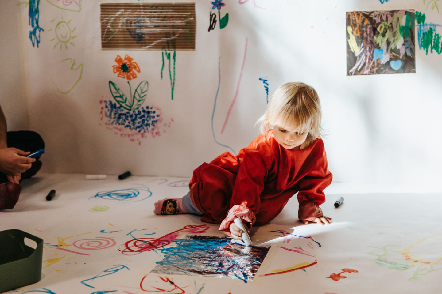 Little girl painting