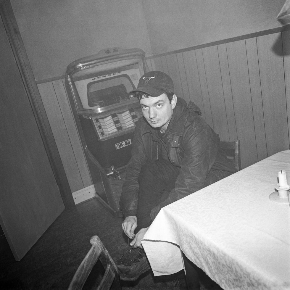 foto av sittande man