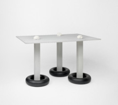 Table-like with three legs