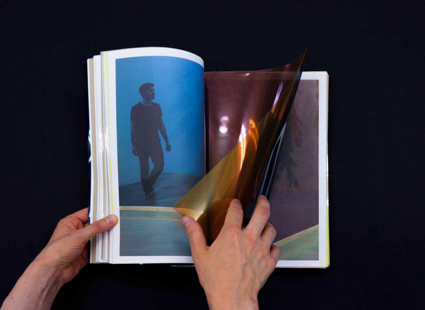 The book Olafur Eliasson: Verklighetsmaskiner/Reality machines