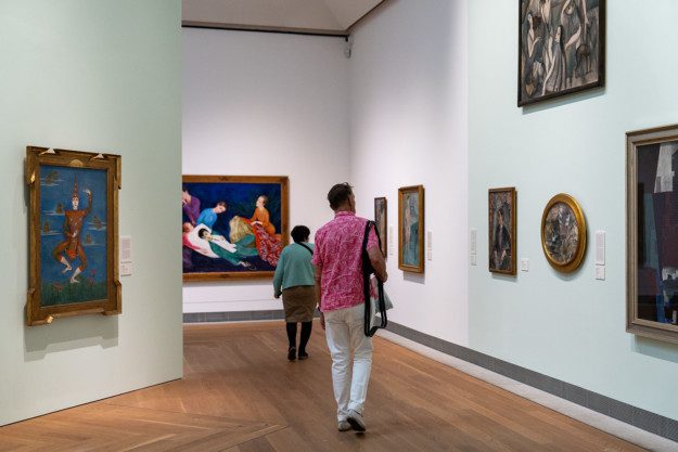 foto av utställningen Rosa segel