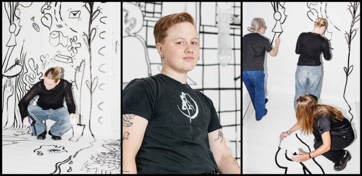 En uppsättning av tre fotografier: två visar människor som målar med svart färg på vita väggar och golv, den tredje ett porträtt av konstnären Edith Hammar
