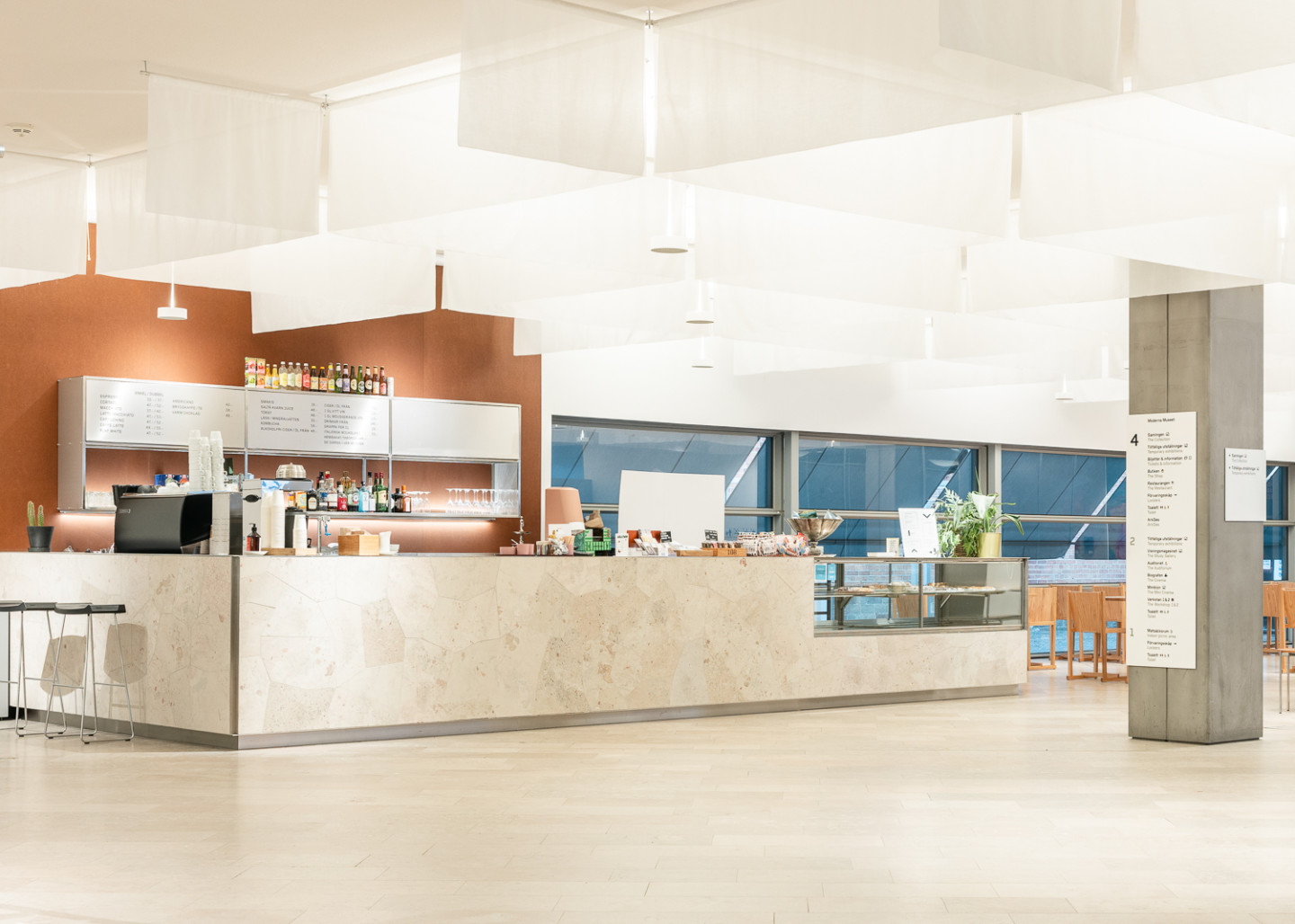 Image of the coffee bar in the museum's foyer